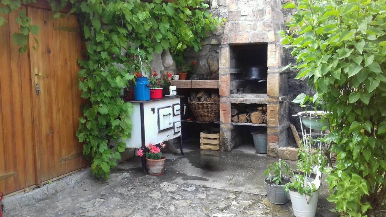Tulipános Vendégház Obanya Kültér fotó