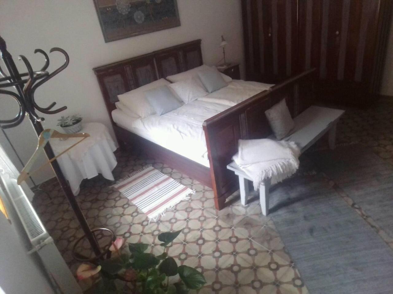 Tulipános Vendégház Obanya Kültér fotó